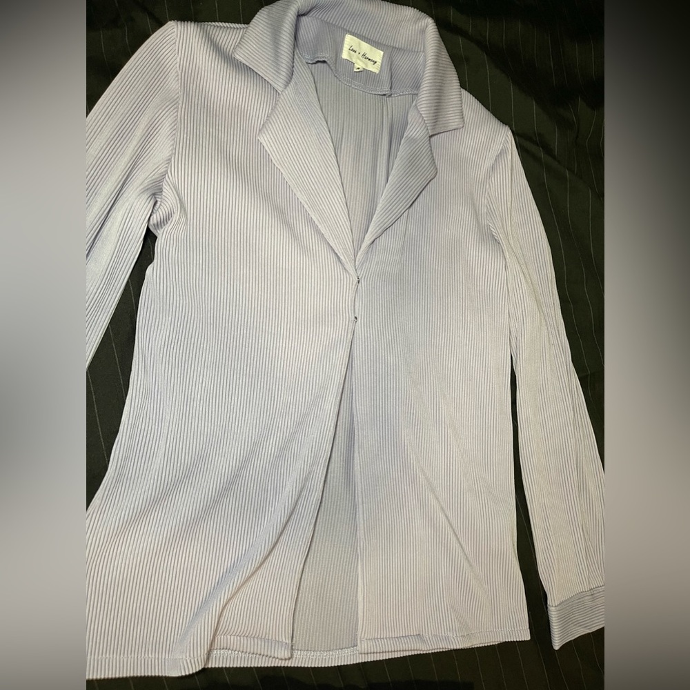 Lavender Set, too and skirt. Size medium